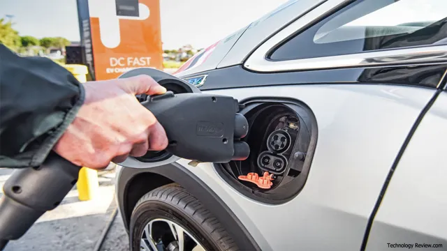 Revolutionizing the Environment: How Electric Cars are the Key to Saving Our Planet