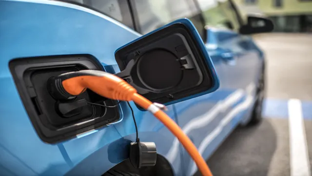 Revving up Sustainability: Exploring the Benefits of Electric Cars in Hawaii