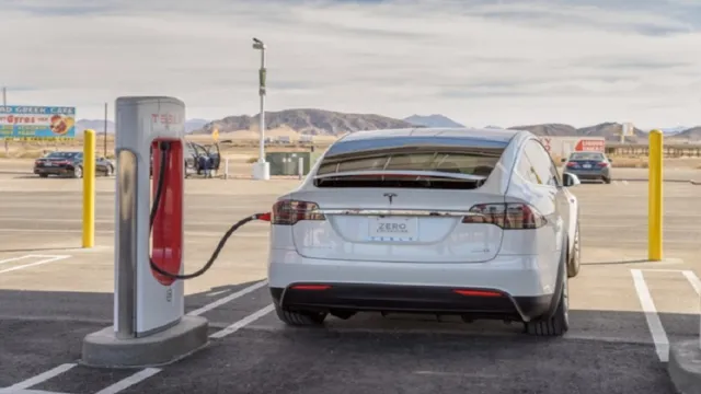 why are electric cars cheaper to maintain