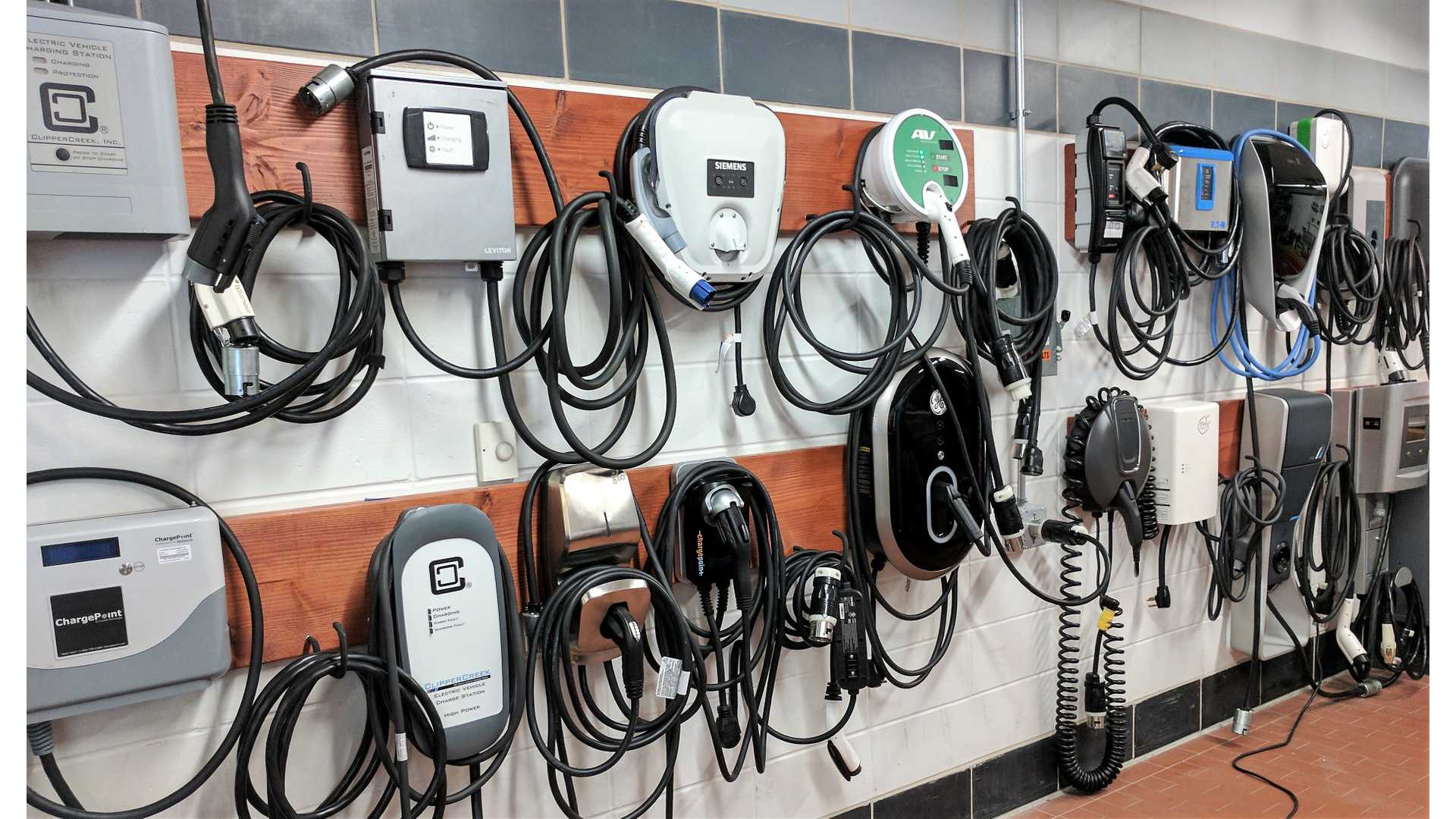 Electrician for Electric Car Charging Station