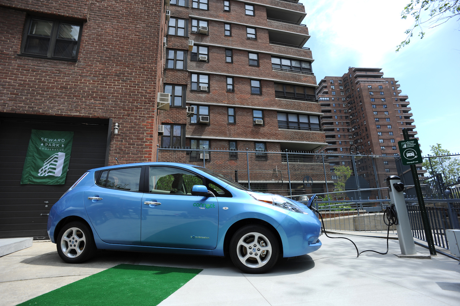 How to Charge an Electric Car at an Apartment