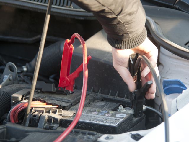 How to Clean Electrical Connections on a Car: Step-by-Step Guide